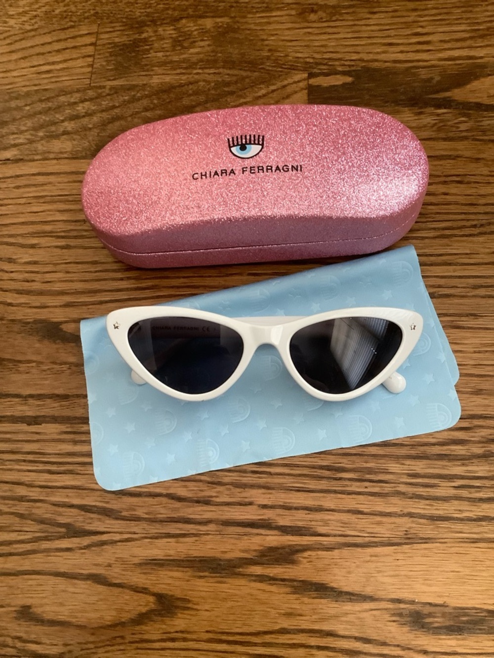 Chiara Ferragni White Sunglasses - Picture 11 of 14